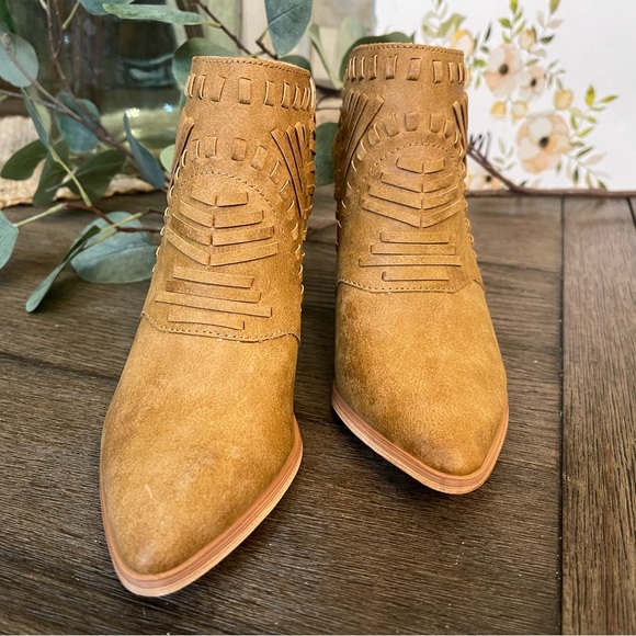 MI IM LEATHER EMILY Camel Womens boots booties SIZE 6 NEW - Picture 4 of 12